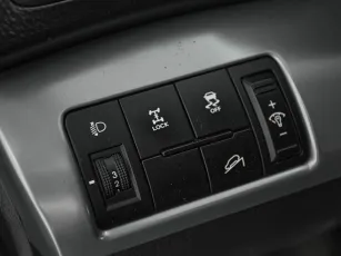 Kia  15