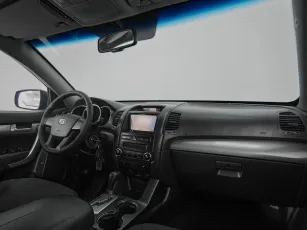 Kia  9