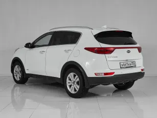 Kia  4