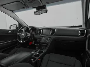Kia  9
