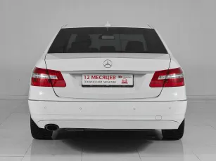 Mercedes-Benz  5
