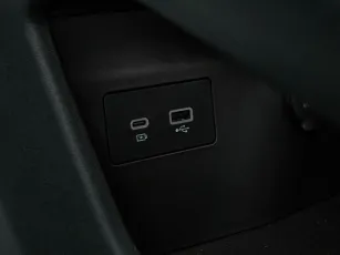Geely  25