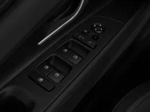 Hyundai  17