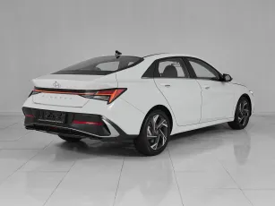 Hyundai  6