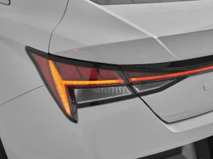 Hyundai  8