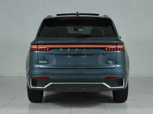 Geely  5