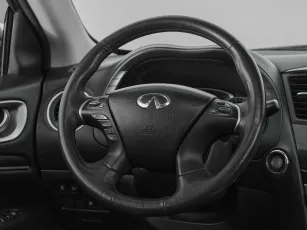 Infiniti  10