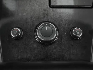 Infiniti  19