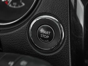 Nissan  15