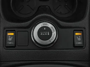 Nissan  19