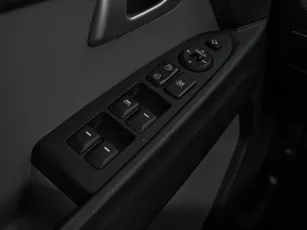 Kia  15