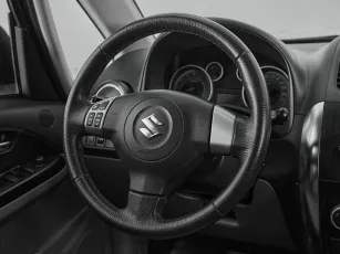 Suzuki  10