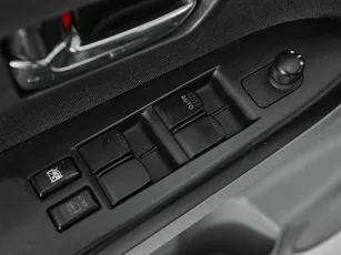 Suzuki  11