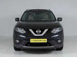 Nissan  2