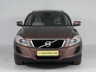 Volvo  2