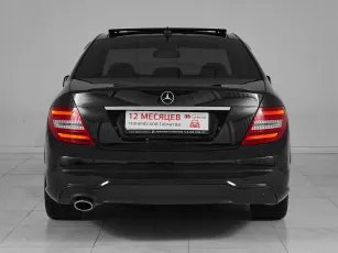 Mercedes-Benz  5
