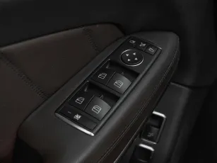 Mercedes-Benz  15