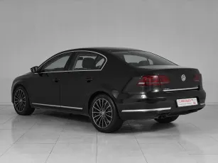 Volkswagen  4