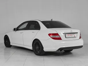 Mercedes-Benz  4