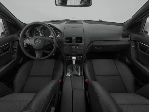 Mercedes-Benz  8