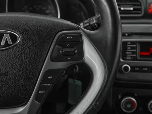 Kia  12