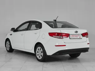 Kia  4