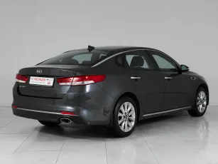 Kia  6