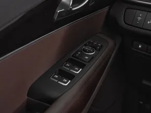 Kia  11