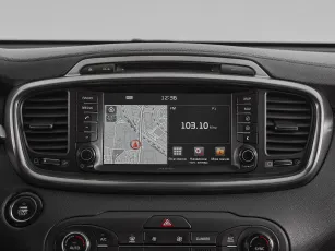 Kia  15