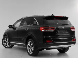 Kia  4