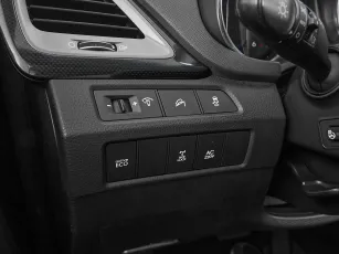 Hyundai  15