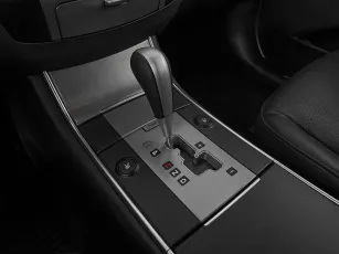 Hyundai  16