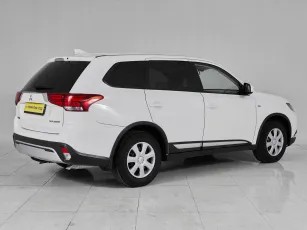 Mitsubishi  6