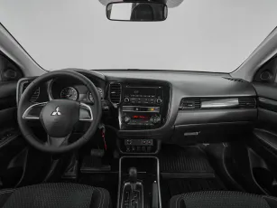 Mitsubishi  8