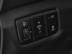Hyundai  16