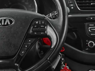 Kia  12