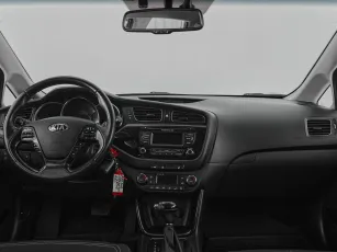 Kia  7