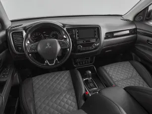 Mitsubishi  7