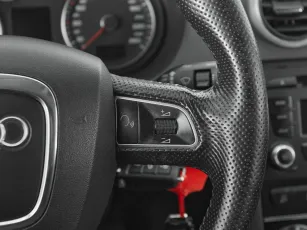 Audi  12