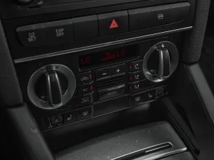 Audi  16