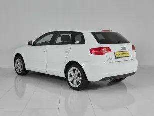 Audi  4