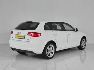 Audi  6