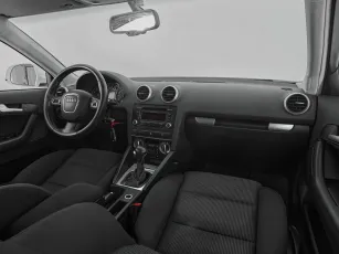 Audi  9
