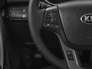 Kia  11