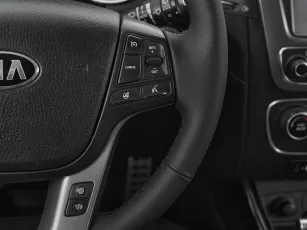 Kia  12