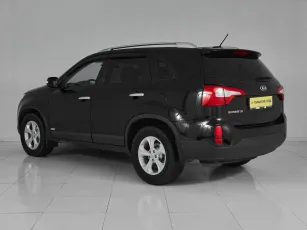 Kia  4