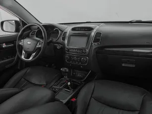 Kia  9