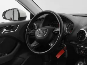 Audi  10