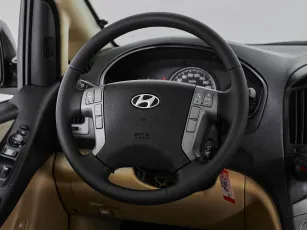 Hyundai  9