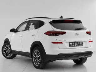 Hyundai  4